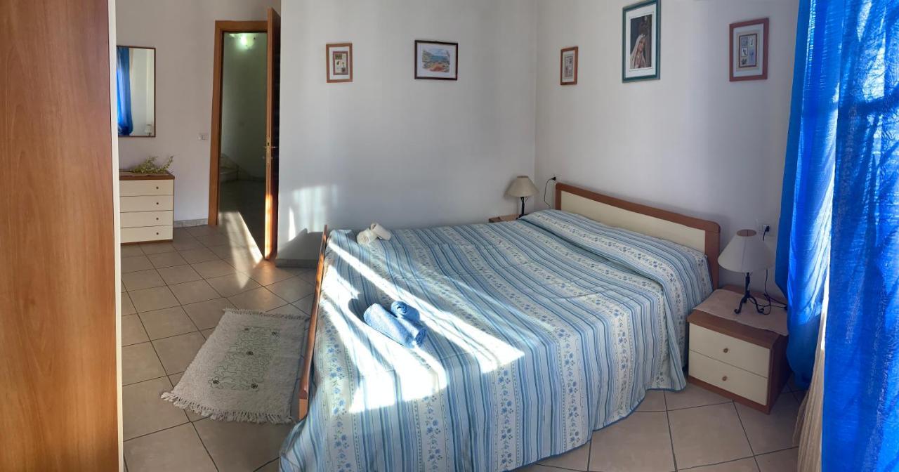 Casa Ziu Juanne Appartement Orosei Buitenkant foto